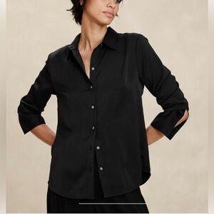 COPY - Banana Republic Factory Silky Classic shirt